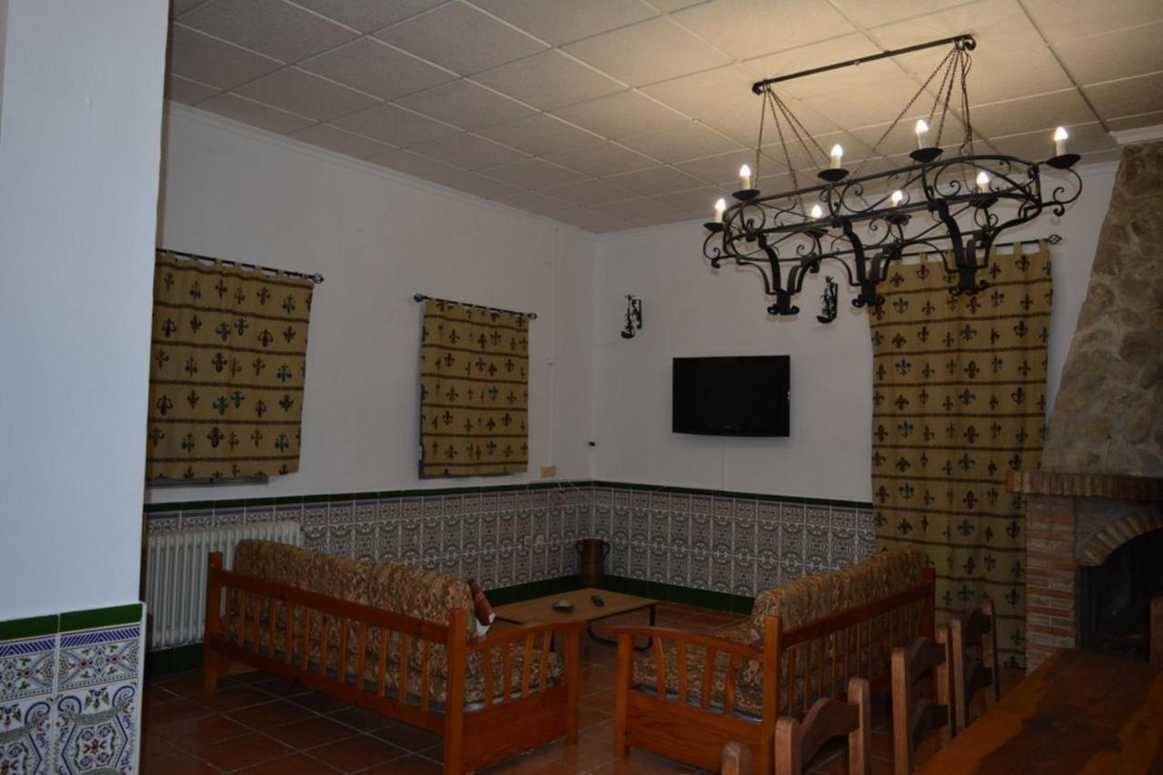 Vila Casa De Santo Domingo La Iruela Exteriér fotografie