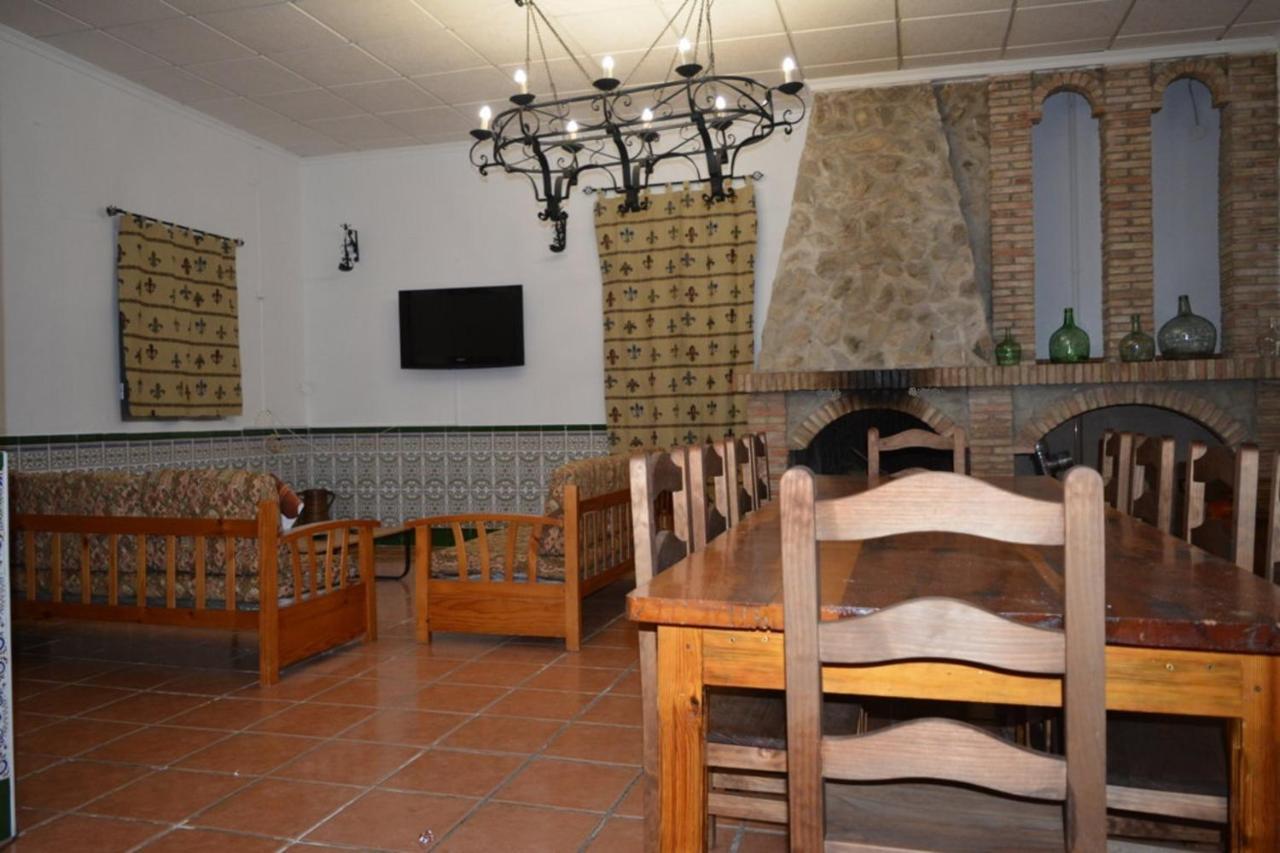 Vila Casa De Santo Domingo La Iruela Exteriér fotografie