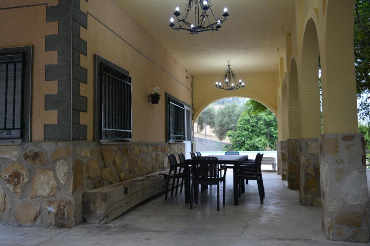 Vila Casa De Santo Domingo La Iruela Exteriér fotografie